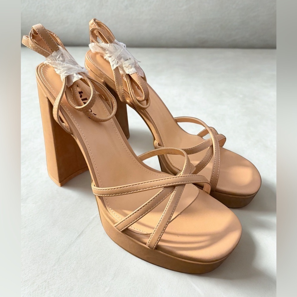 NEW Abbleet Women’s STRAPPY Block Chunky High Heels Open Toe Sandals Tan Size 10